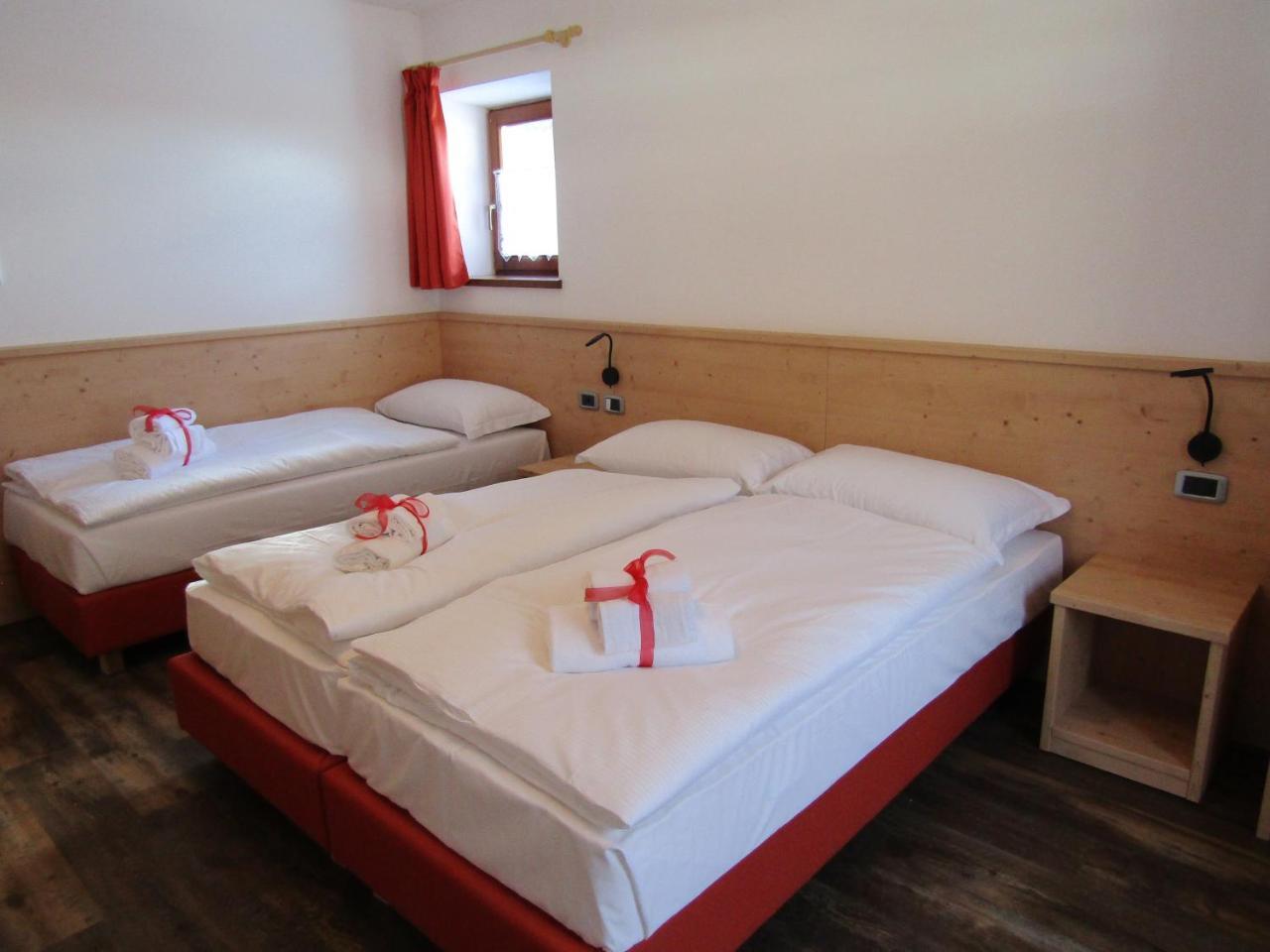Affittacamere B&B Lodge Ski Pampeago Tesero Exterior photo