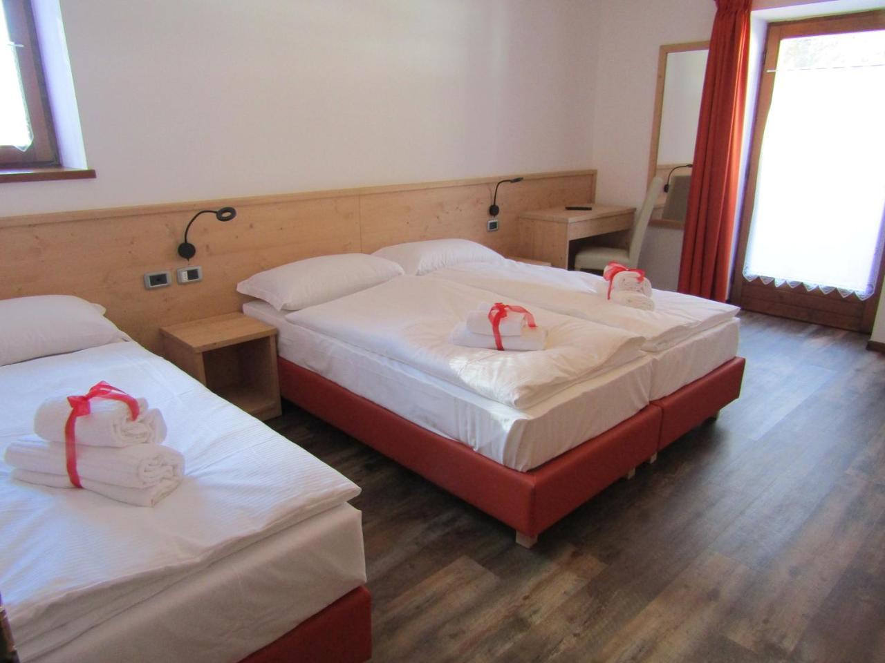 Affittacamere B&B Lodge Ski Pampeago Tesero Exterior photo